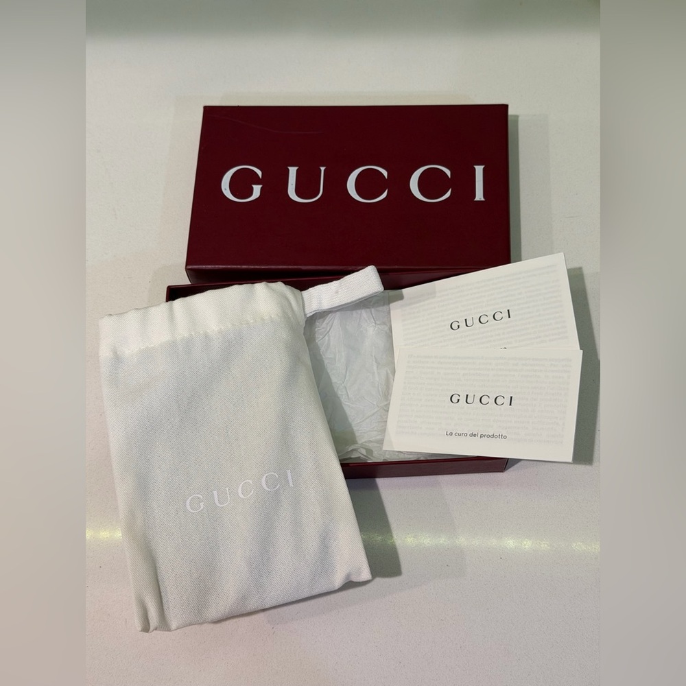 GUCCI Zip key case with script - Picture 4 of 15